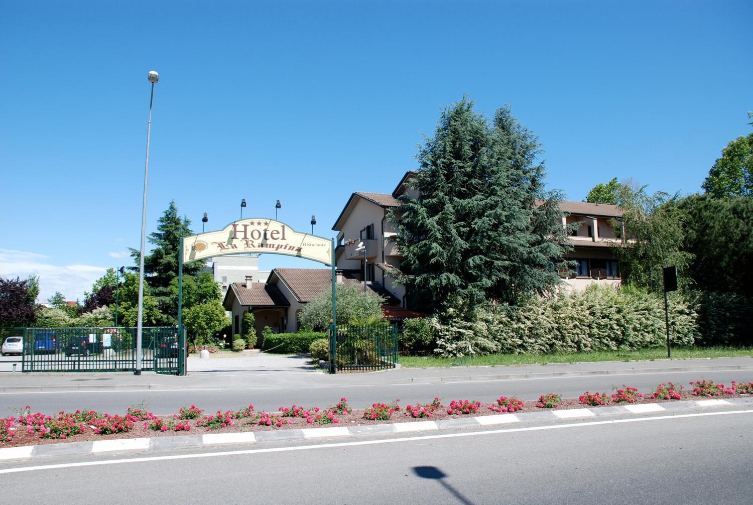 Hotel Ristorante La Rampina Vimodrone Dış mekan fotoğraf